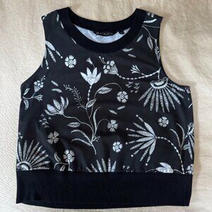 Athleta Zephyr Printed Shell Top in Size Small